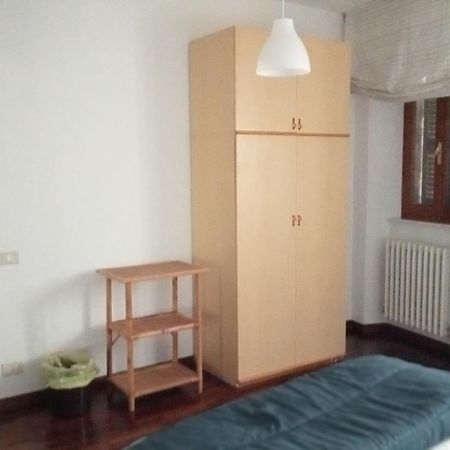 Camere Via Crispi Centro Storico Macerata Luaran gambar